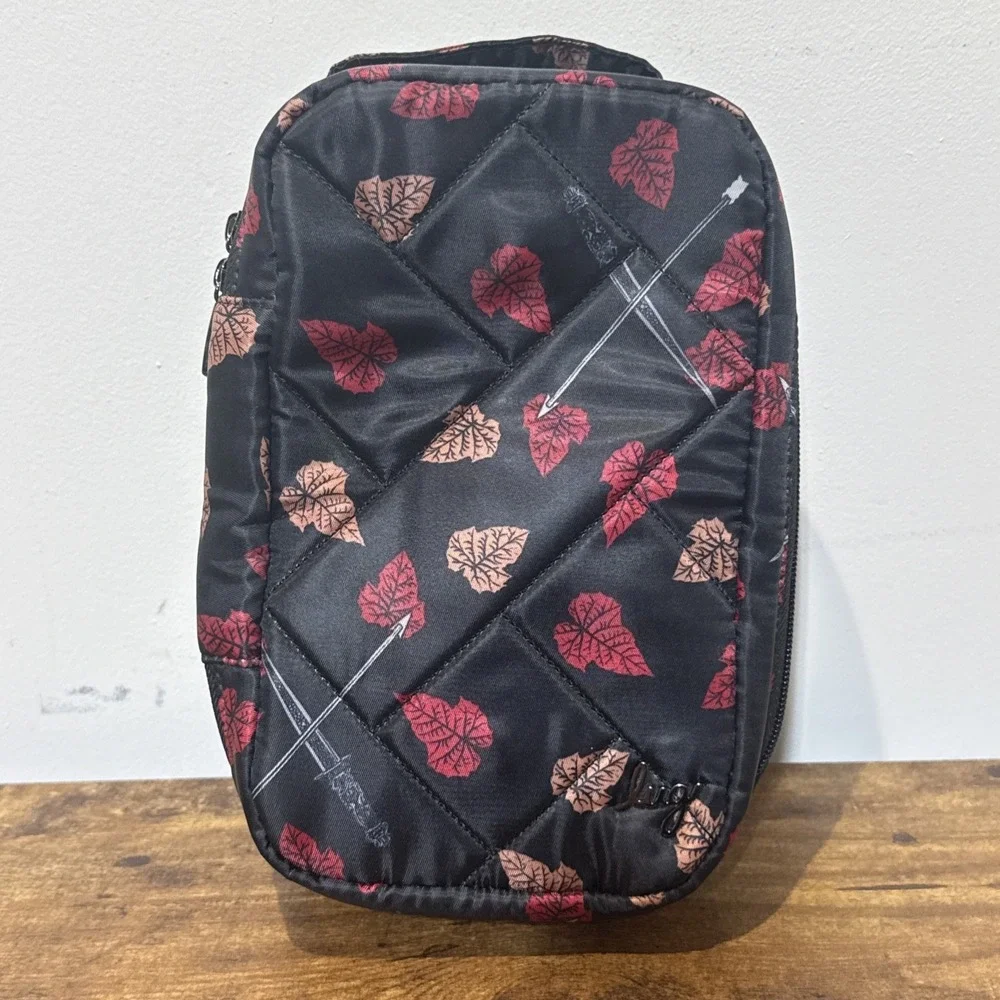 Lug Hover Cosmetic Case - Dagger Rose NWOT Leaf Print